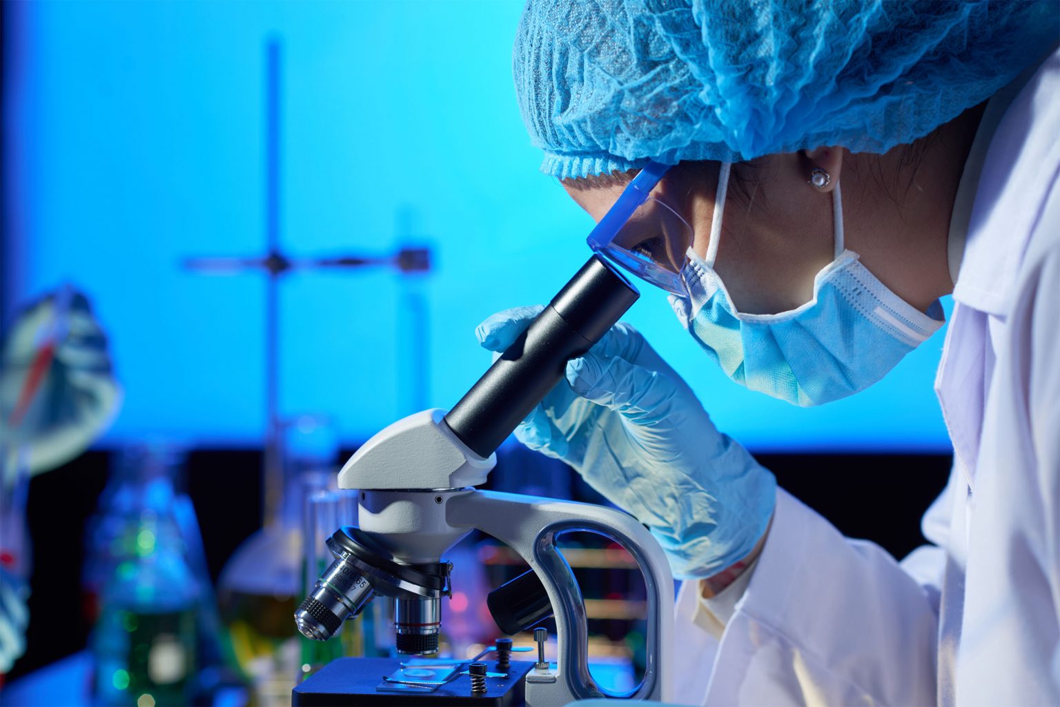 Del laboratorio a la cura: el Día Mundial de la Investigación contra el Cáncer